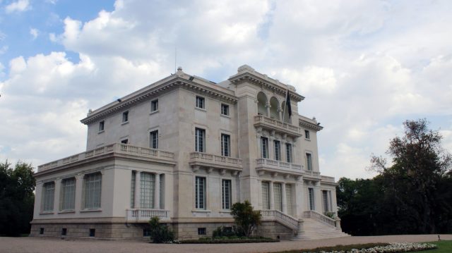 Mendonça Palace